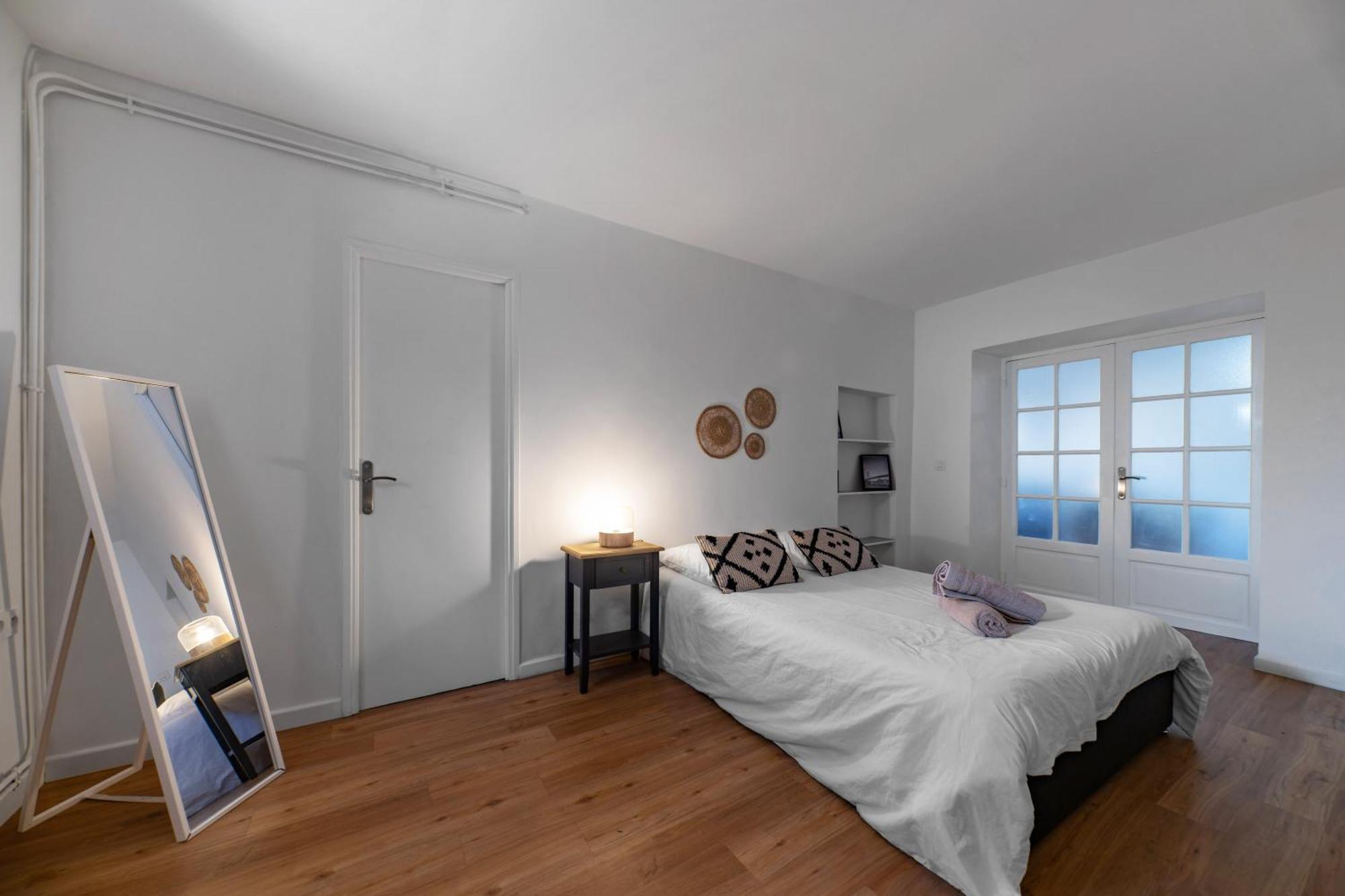 Le Celestin - Appartement 2 Chambres Avec Jardin En Centre Ville Виши Экстерьер фото
