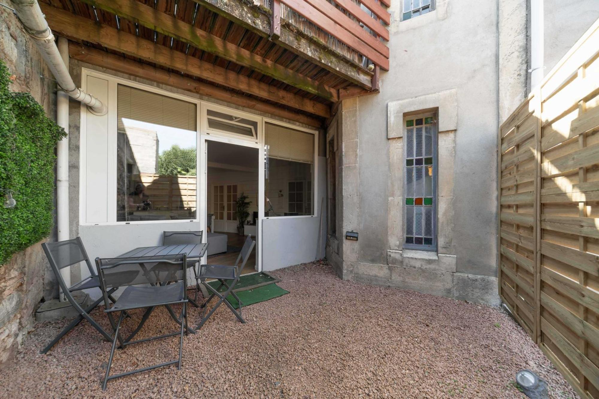 Le Celestin - Appartement 2 Chambres Avec Jardin En Centre Ville Виши Экстерьер фото