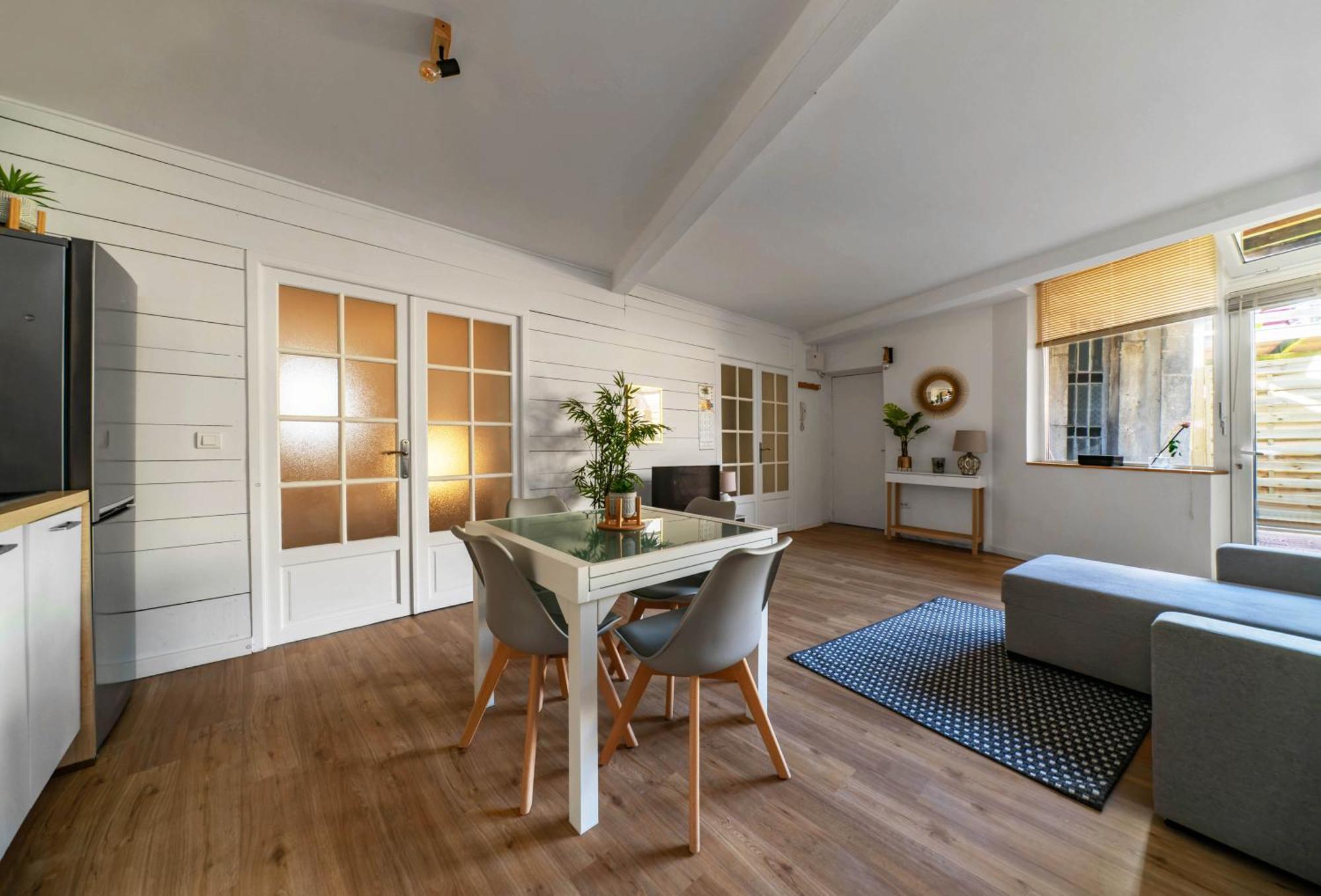 Le Celestin - Appartement 2 Chambres Avec Jardin En Centre Ville Виши Экстерьер фото